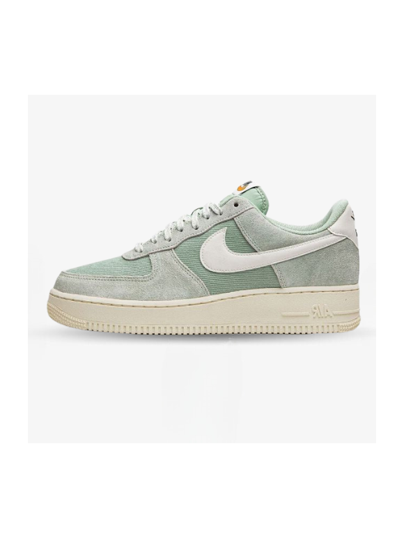 Nike Air Force 1 '07 LV8 Green M