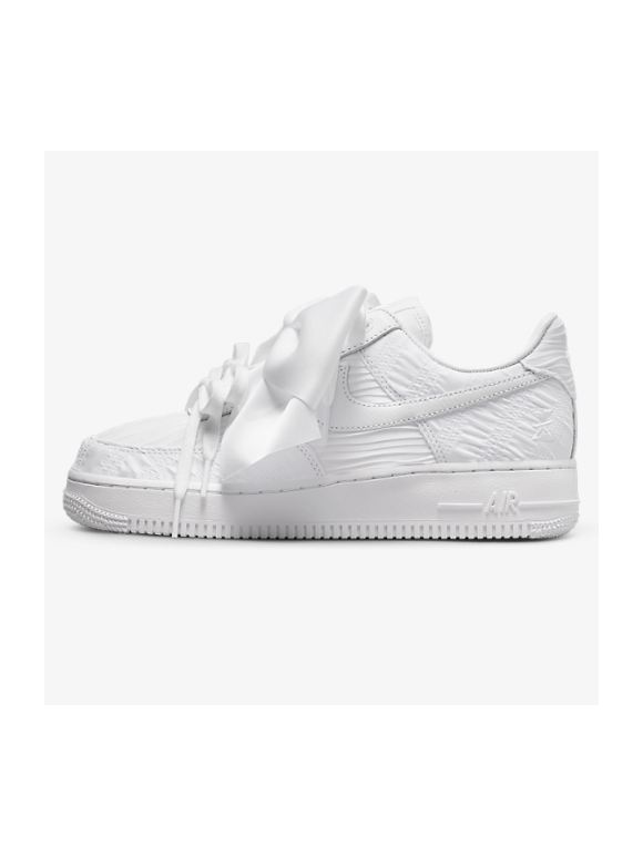 Nike Air Force One LX Triple White